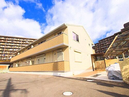 大阪府吹田市山田東１丁目 2階建 築13年7ヶ月