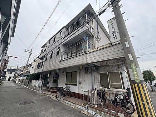 大阪府豊中市小曽根３丁目 3階建
