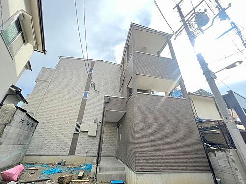 大阪府大阪市東淀川区菅原１丁目 3階建 築1年11ヶ月