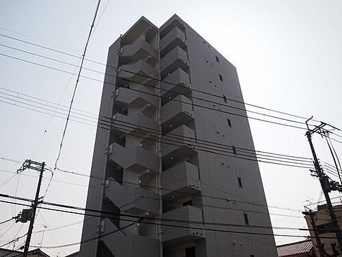 大阪府大阪市淀川区東三国１丁目 9階建 築8年5ヶ月