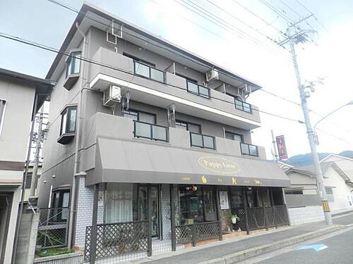 大阪府箕面市桜１丁目 3階建