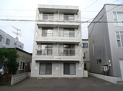 北海道札幌市豊平区平岸四条５丁目 4階建 築35年4ヶ月