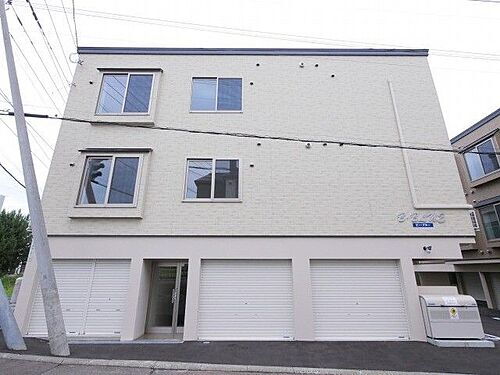 北海道札幌市白石区北郷五条１０丁目 3階建 築7年4ヶ月