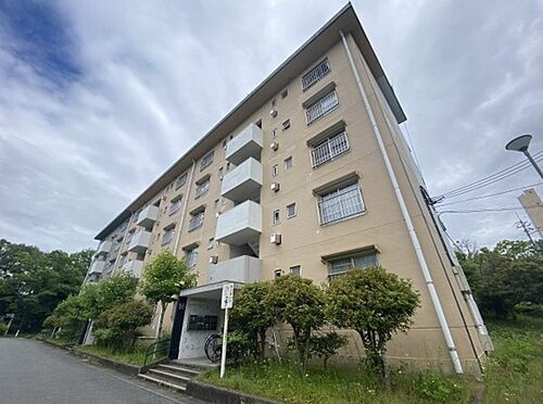 兵庫県三木市志染町西自由が丘２丁目 賃貸マンション