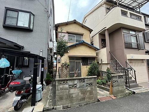 大阪府高槻市赤大路町 2階建 築55年2ヶ月