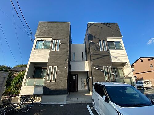 熊本県熊本市中央区黒髪５丁目 2階建 築2年4ヶ月