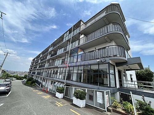 大阪府吹田市藤が丘町 賃貸マンション