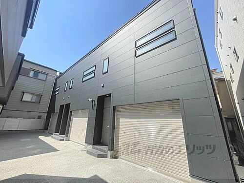 大阪府門真市小路町 テラスハウス