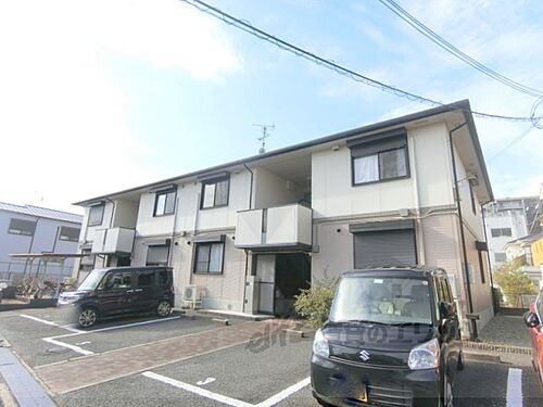 大阪府枚方市出口４丁目 築28年3ヶ月 2階建