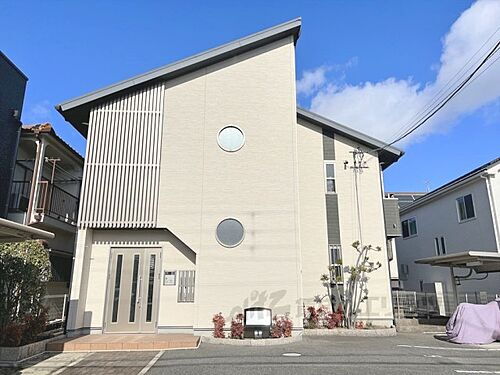 大阪府枚方市伊加賀栄町 築17年10ヶ月 2階建