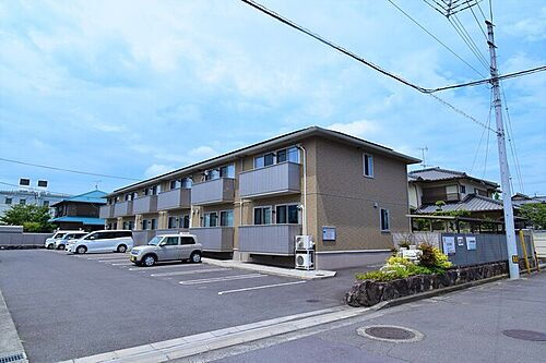 香川県坂出市久米町１丁目 2階建 築13年11ヶ月
