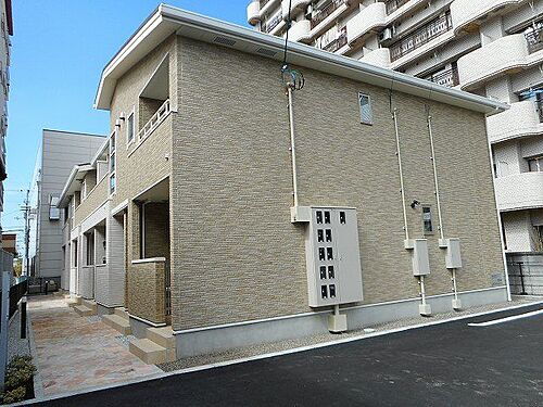 愛媛県新居浜市若水町２丁目 2階建 築7年11ヶ月