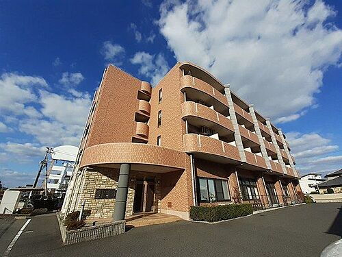 岡山県岡山市北区平田 4階建 築18年5ヶ月