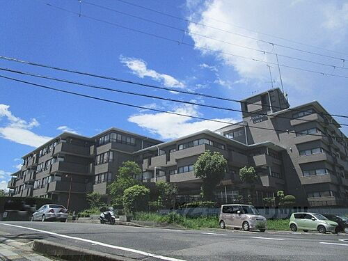 奈良県奈良市西登美ヶ丘２丁目 築35年9ヶ月 5階建