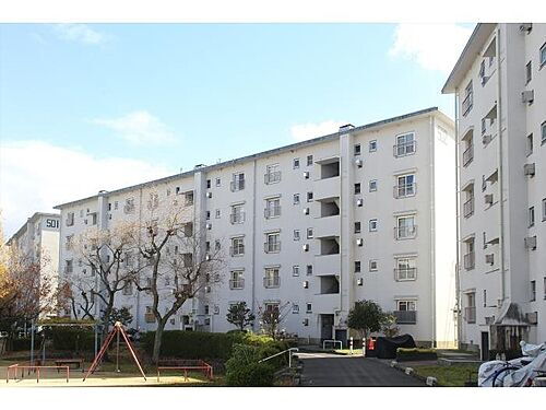 ＵＲ金剛団地　５０２号棟