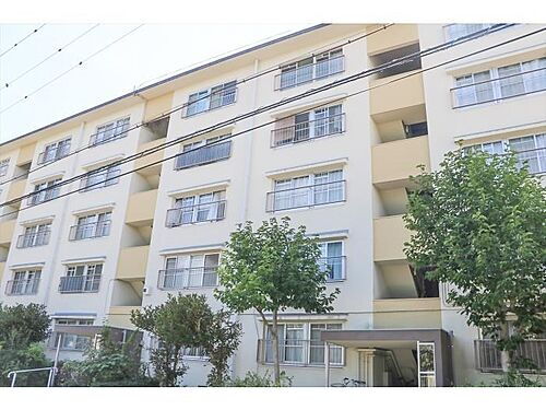 ＵＲ泉北茶山台二丁団地１６棟