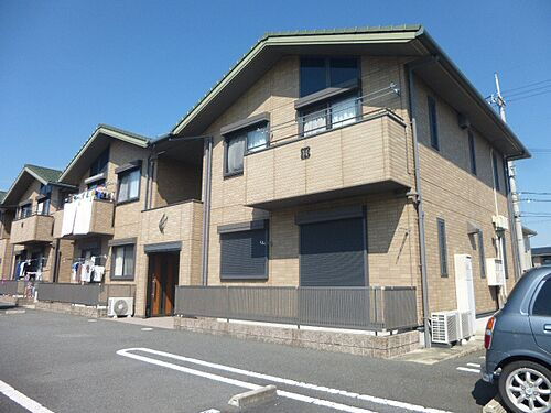 兵庫県加東市南山３丁目 2階建