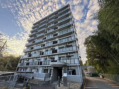兵庫県小野市下来住町 賃貸マンション