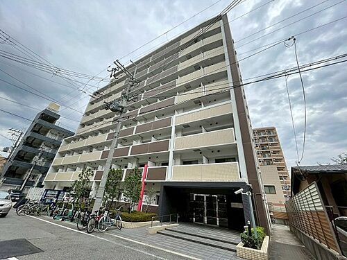 大阪府大阪市淀川区十三東１丁目 築16年10ヶ月 9階建