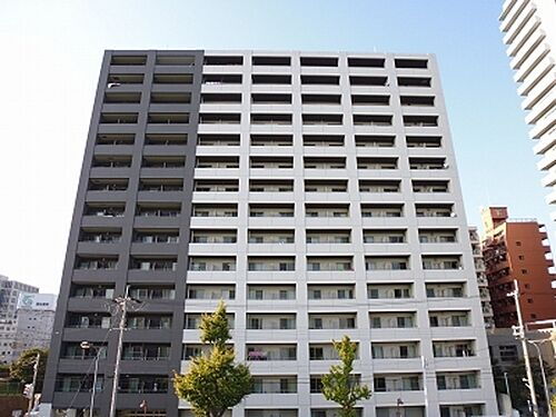 大阪府大阪市淀川区十三東１丁目 築16年10ヶ月 12階建