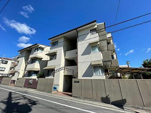 大阪府吹田市高城町 築44年8ヶ月 3階建