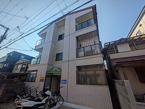 大阪府茨木市春日４丁目 築30年6ヶ月 3階建