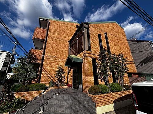大阪府茨木市総持寺駅前町 築36年1ヶ月 3階建