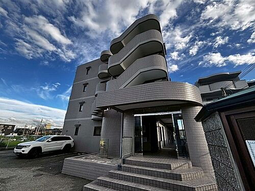 大阪府茨木市奈良町 4階建 築30年10ヶ月