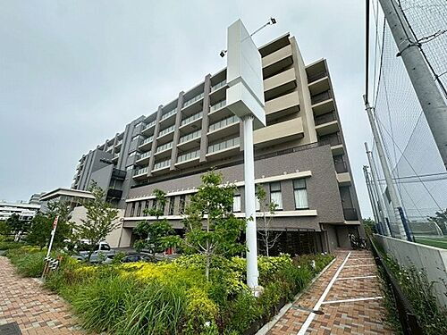 大阪府吹田市岸部新町 築6年1ヶ月 7階建