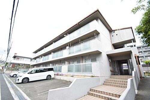 大阪府茨木市北春日丘４丁目 築43年2ヶ月 3階建