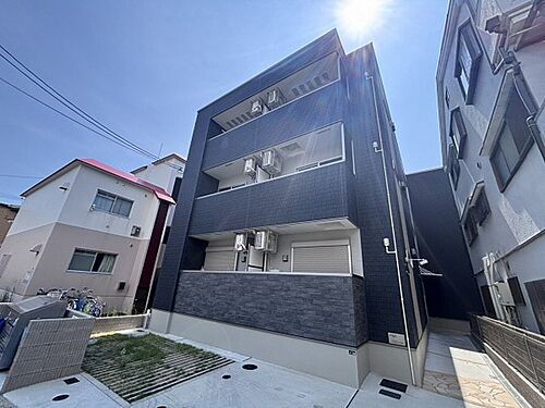 大阪府摂津市東正雀 築1年5ヶ月 3階建