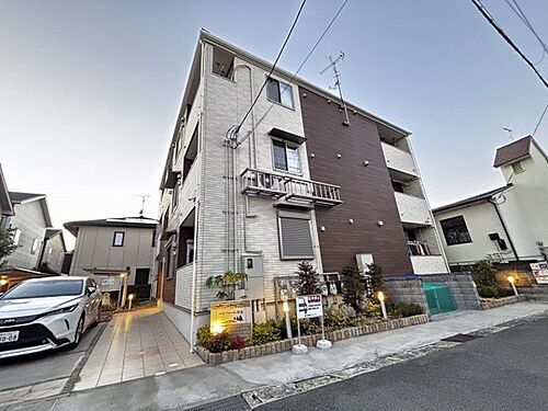 大阪府茨木市橋の内３丁目 3階建 築5年