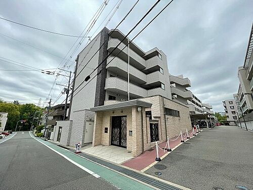 大阪府吹田市藤白台１丁目 賃貸マンション