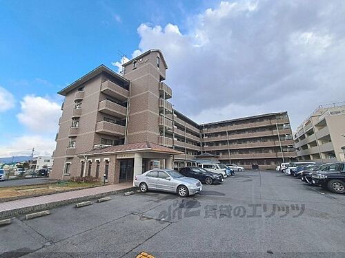 奈良県葛城市尺土 築27年8ヶ月 6階建