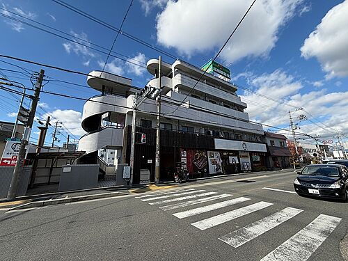 大阪府枚方市招提平野町 賃貸マンション