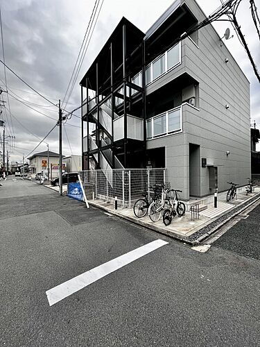 愛知県名古屋市中村区千成通１丁目 築6年10ヶ月 3階建