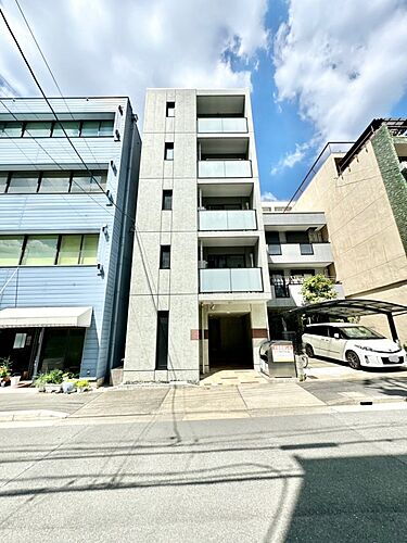 愛知県名古屋市中村区名駅南３丁目 築5年11ヶ月 5階建