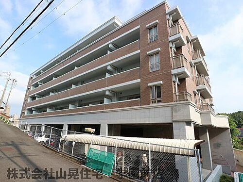 奈良県奈良市富雄元町１丁目 5階建 築23年4ヶ月