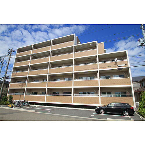 茨城県つくば市松代３丁目 5階建 築16年8ヶ月