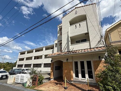 大阪府箕面市小野原西５丁目 3階建 築13年1ヶ月