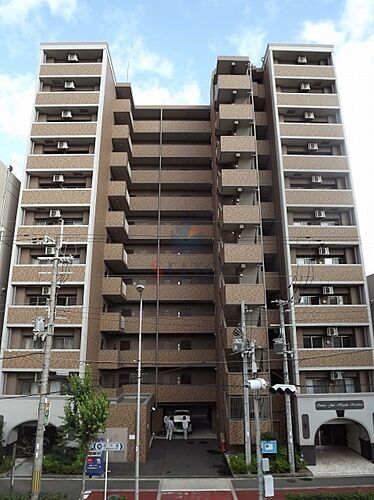 大阪府大阪市淀川区十三東１丁目 築18年9ヶ月 11階建