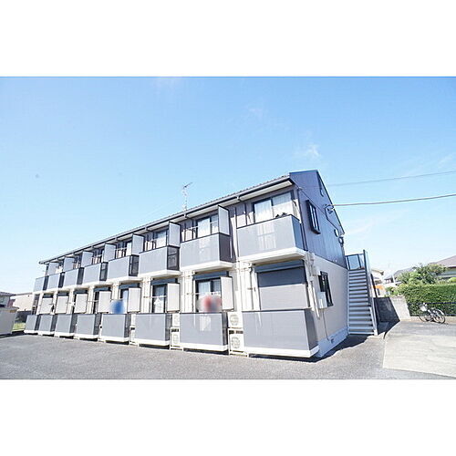 グランピア１６ 開放感があり日当たりの良い建物です