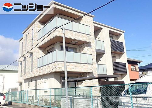 セルシオン城東 3階建