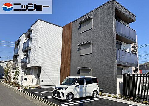 ＲＥＯＲＩＥＮＴ　ＫＡＫＡＭＩＮＯ 3階建
