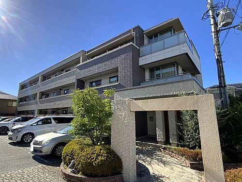 大阪府堺市北区百舌鳥陵南町１丁 賃貸マンション