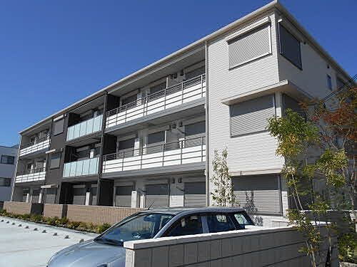 兵庫県三木市加佐１丁目 賃貸マンション