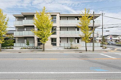 滋賀県米原市下多良３丁目 賃貸マンション