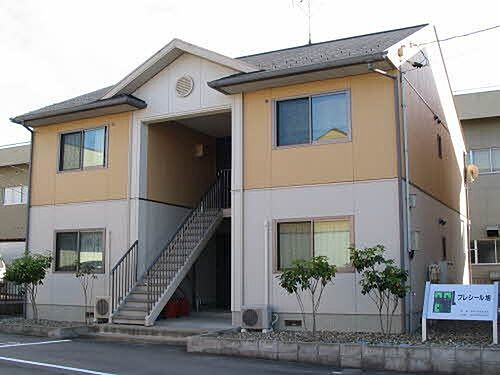 新潟県加茂市旭町 賃貸アパート