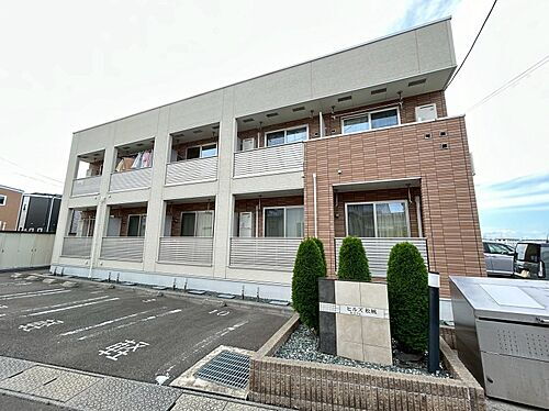 青森県八戸市根城１丁目 賃貸アパート