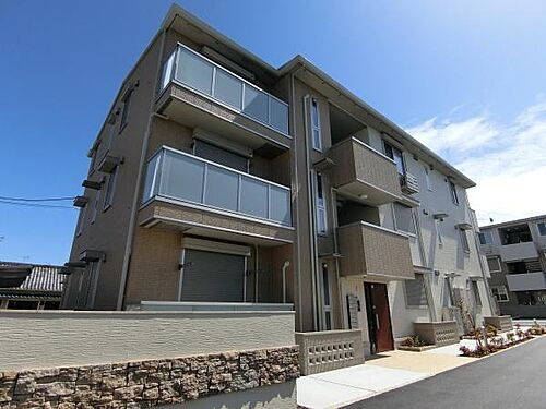 大阪府藤井寺市小山５丁目 3階建 築3年9ヶ月